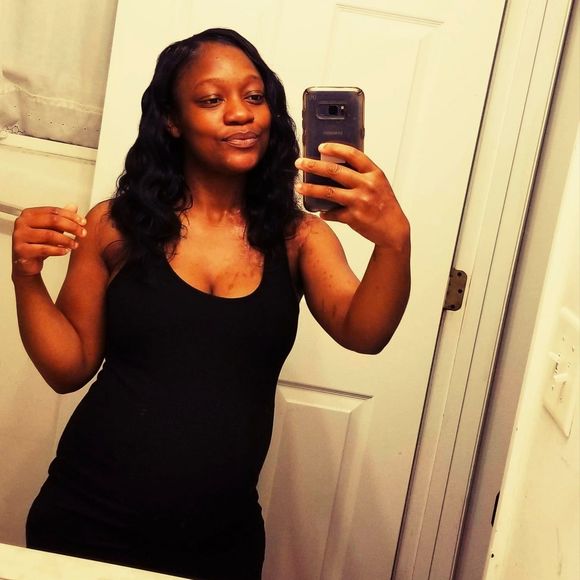 Meet your Posher, Tonya - Picture 1 of 1